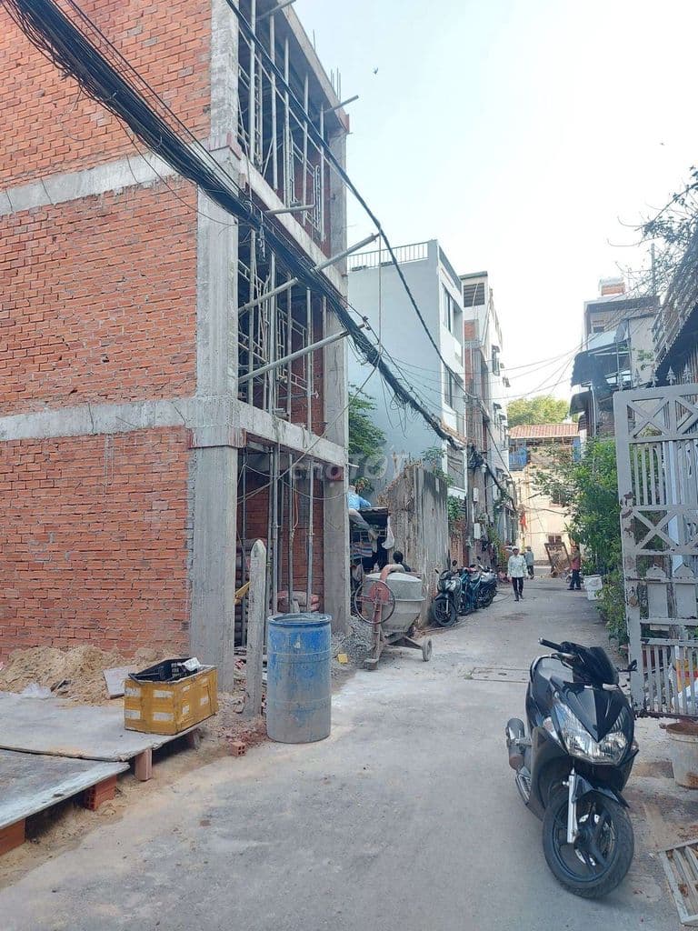 Đất hẻm xe hơi tiện xây mới khu nhà lầu - Ảnh 3