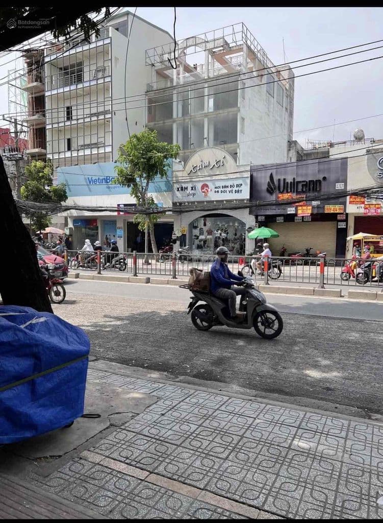 BÁN NHÀ MẶT TIỀN QUANG TRUNG ĐỐI DIỆN CHỢ HẠNH - Ảnh 3