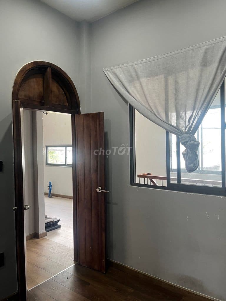 Bán nhà mặt tiền 6ty9 - Ảnh 2