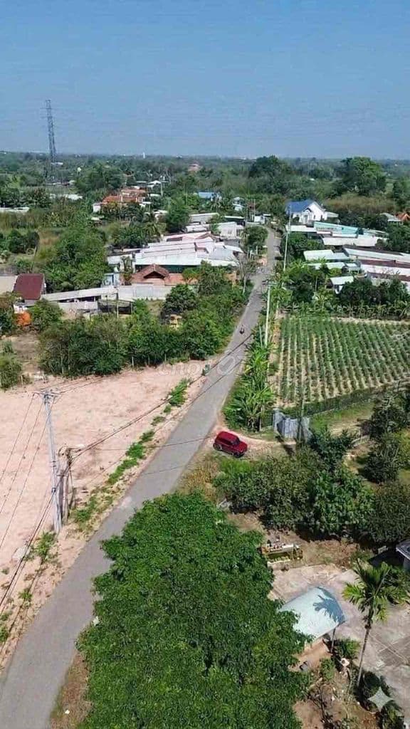 BÁN ĐẤT MẶT TIỀN RỘNG GẦN 1000m2 SHR NẰM GẦN TRUNG TÂM CỦ CHI TPHCM