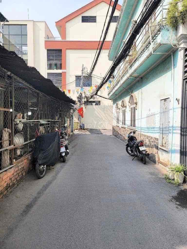 CHỦ NGỘP, CHỢ PHẠM VĂN BẠCH, CẤP 2 TÂN SƠN, DT 4.7 x 9, NHỈNH 3 TỶ