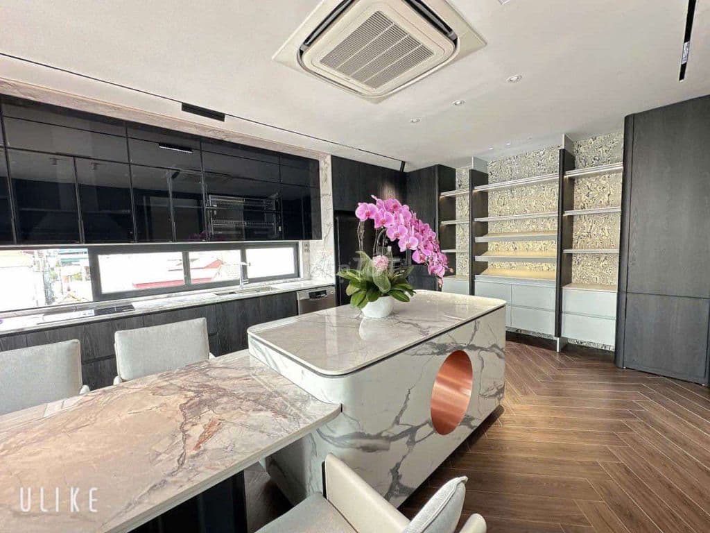 BÁN NHÀ NGÔ GIA TỰ - NHÀ 6 TẦNG THANG MÁY - Ô TÔ VÀO NHÀ -GIÁ HƠN 8 TỶ - Ảnh 2