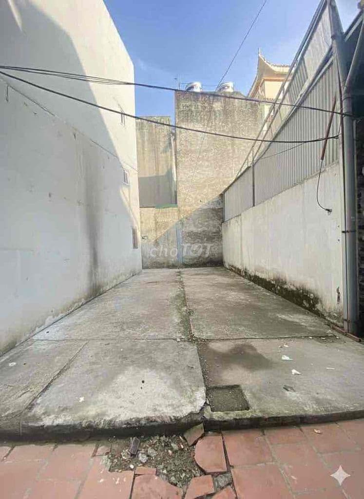 TỔ 18 NGỌC THỤY BỒ ĐỀ 🌺🌺🌺CHÍNH CHỦ GỬI BÁN MẢNH ĐẤT SỔ VUÔNG ĐẸP NGÕ N - Ảnh 3