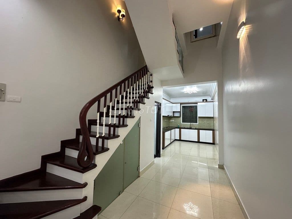 ĐÔNG NGẠC - BÁN NHÀ KHU PHÂN LÔ -Ô TÔ ĐỖ CỬA – 2 THOÁNG GẦN PHỐ - Ảnh 2