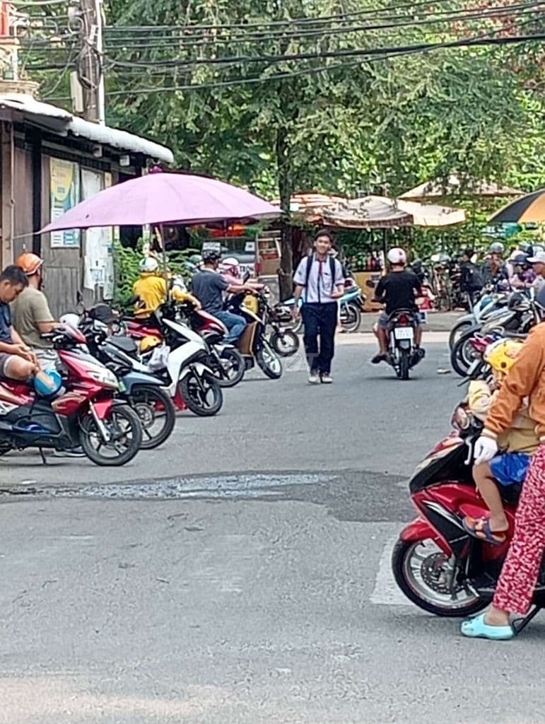 nhà gốc 2 mặt tiền đường số 5 KDC bình hưng DT 6m x 11m trệt 3 lầu - Ảnh 3