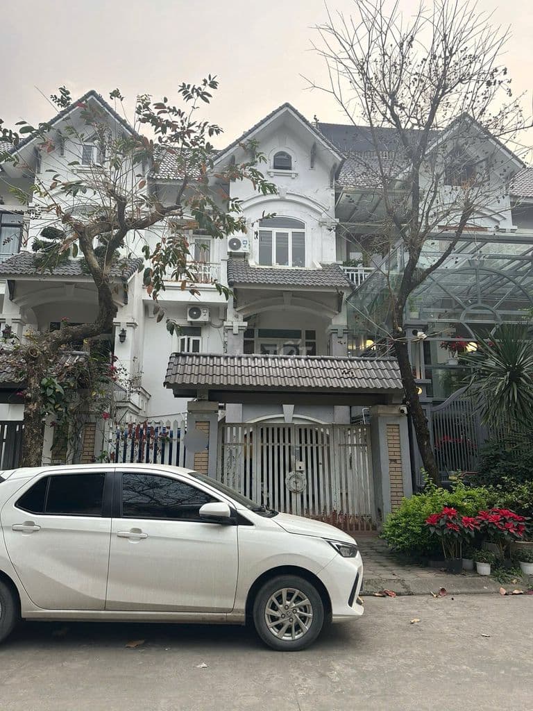 NHÀ THẬT! Biệt Thự Mỹ Đình 100m2 x 4 Tầng, Vỉa Hè Oto Tránh, Giá 30Tỷ