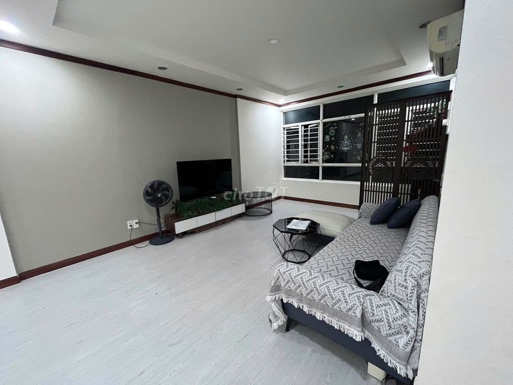 Bán căn hộ Hoàng Anh An Tiến 2 phòng ngủ 2wc 94m2 căn góc