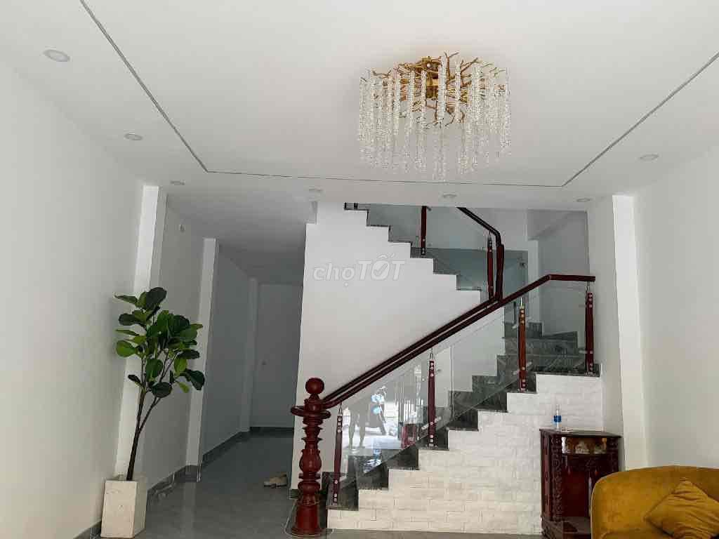 (56) 🏡 NHÀ ĐẸP MẶT TIỀN Thạnh Xuân - GẦN TÔ NGỌC VÂN - 69m² – 6,8 tỉ - Ảnh 2