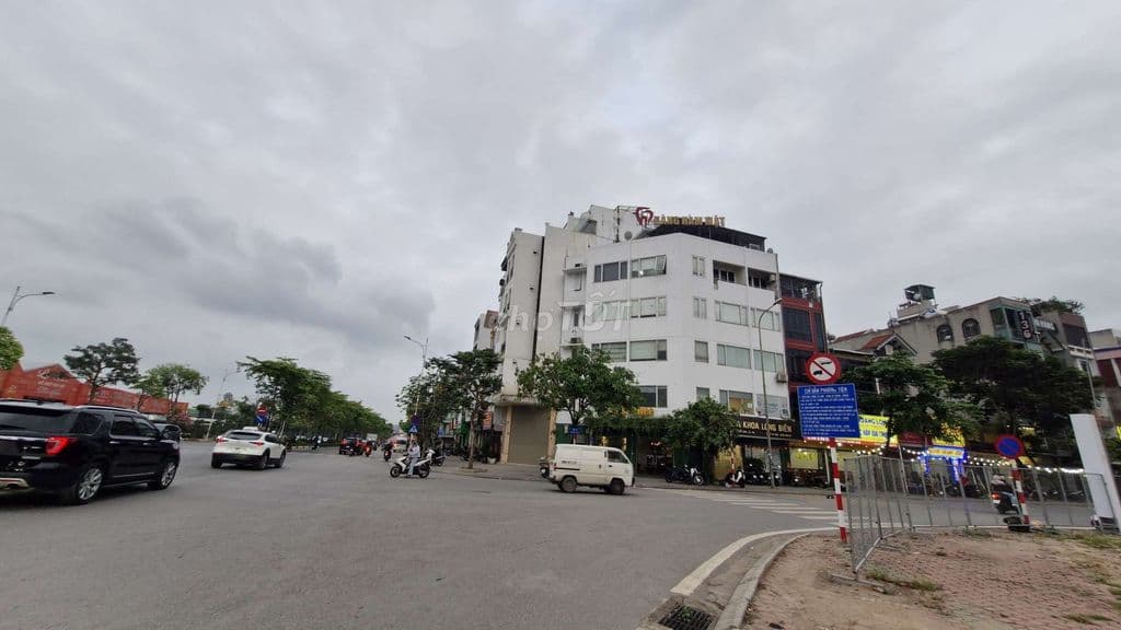 BÁN NHÀ PHỐ TƯ ĐÌNH- 60M2- 7 TẦNG THANG MÁY- KINH DOANH- VIEW HỒ.