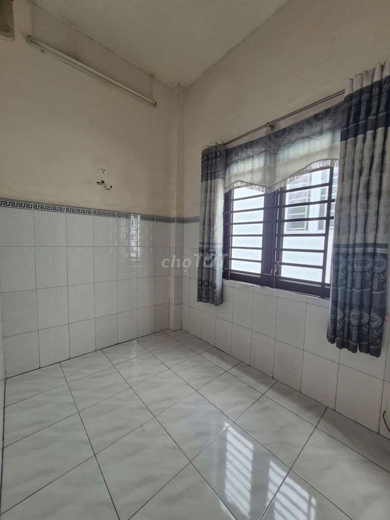 CHÍNH CHỦ BÁN NHÀ MẶT TIỀN LÊ LỢI - HÓC MÔN. - Ảnh 3