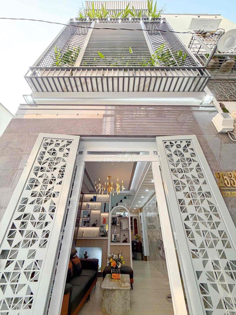 NHÀ PHỐ HIỆN ĐẠI HẺM ĐẸP 253 TRẦN XUÂN SOẠN GẦN LOTTE MART QUẬN 07