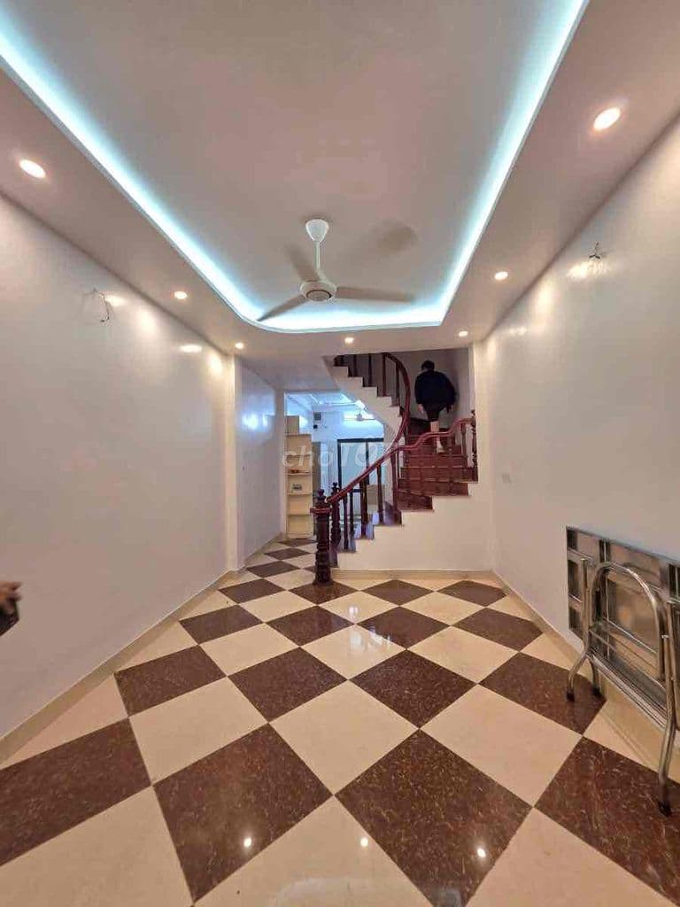 Hót Hót Phố Quan Nhân, nhà đẹp ở luôn, KD đỉnh, oto đỗ cửa, dt 34m*5 t