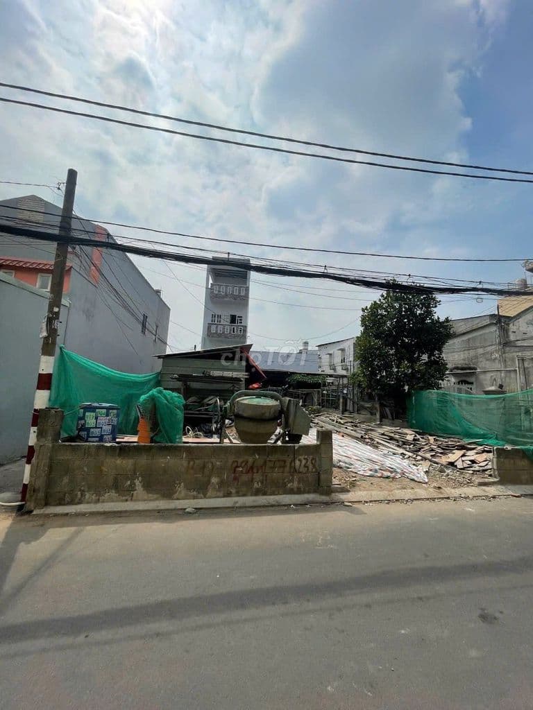 Lô đất hiếm 3 mặt tiền đường dt:8,5m x14m,gần làng đại học.giá 7,8ty - Ảnh 3