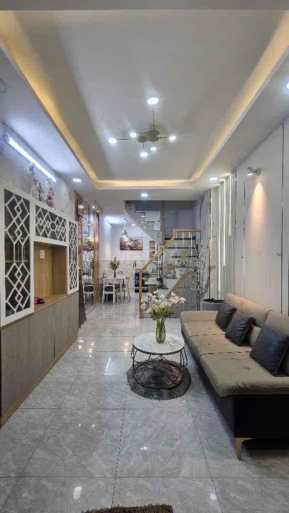 HÀNG HIẾM . HẺM OTO . PHẠM VĂN BẠCH .2 TẦNG. 3*10M. 3.85TỶ