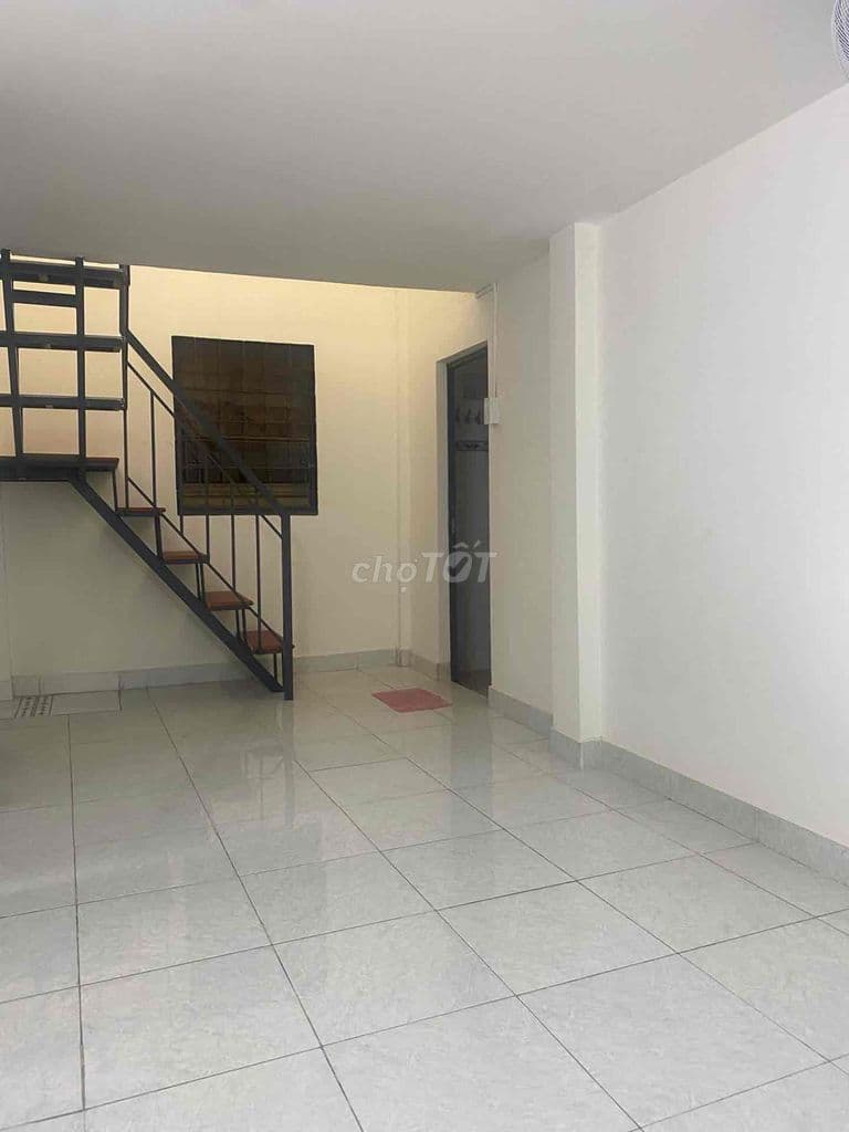 Bảy Hiền 41m mới ở liền chỉ 3,3T TL - Ảnh 3