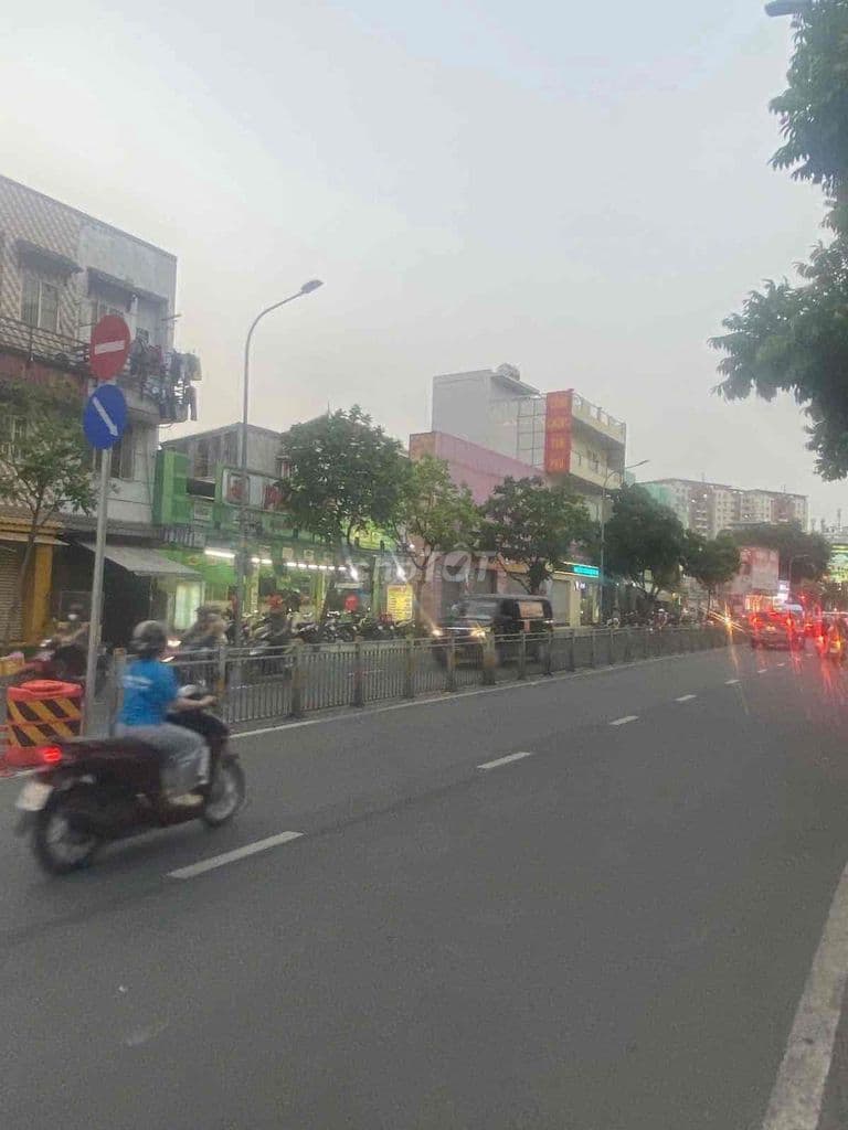 195m2 Nhà MẶT TIỀN 2 Tầng Kinh Doanh Trung tâm Luỹ Bán Bích 45tr/th - Ảnh 3