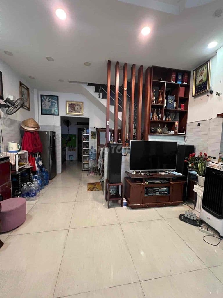 🏠 TRUNG TÂM GÒ VẤP - 49m2 NHÀ ĐẸP 3 TẦNG - 5.x TỶ - Ảnh 2