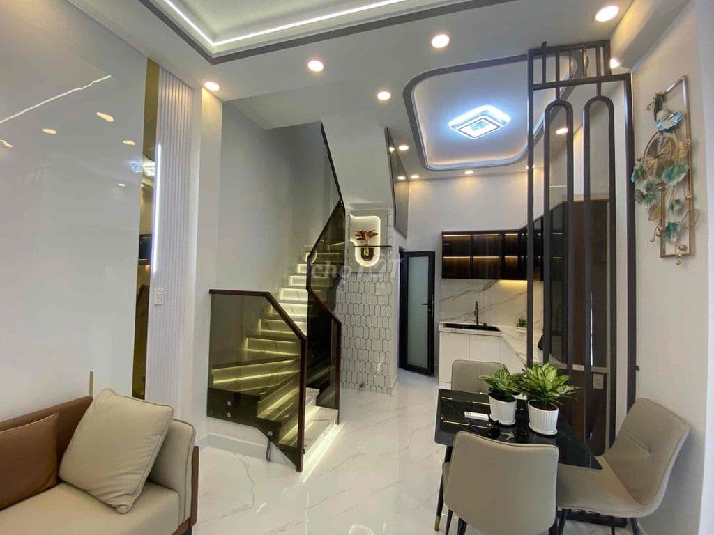 Nhà 3 tầng mới đẹp như hình gần chợ minh phụng đường Lê Quang Xung - Ảnh 3