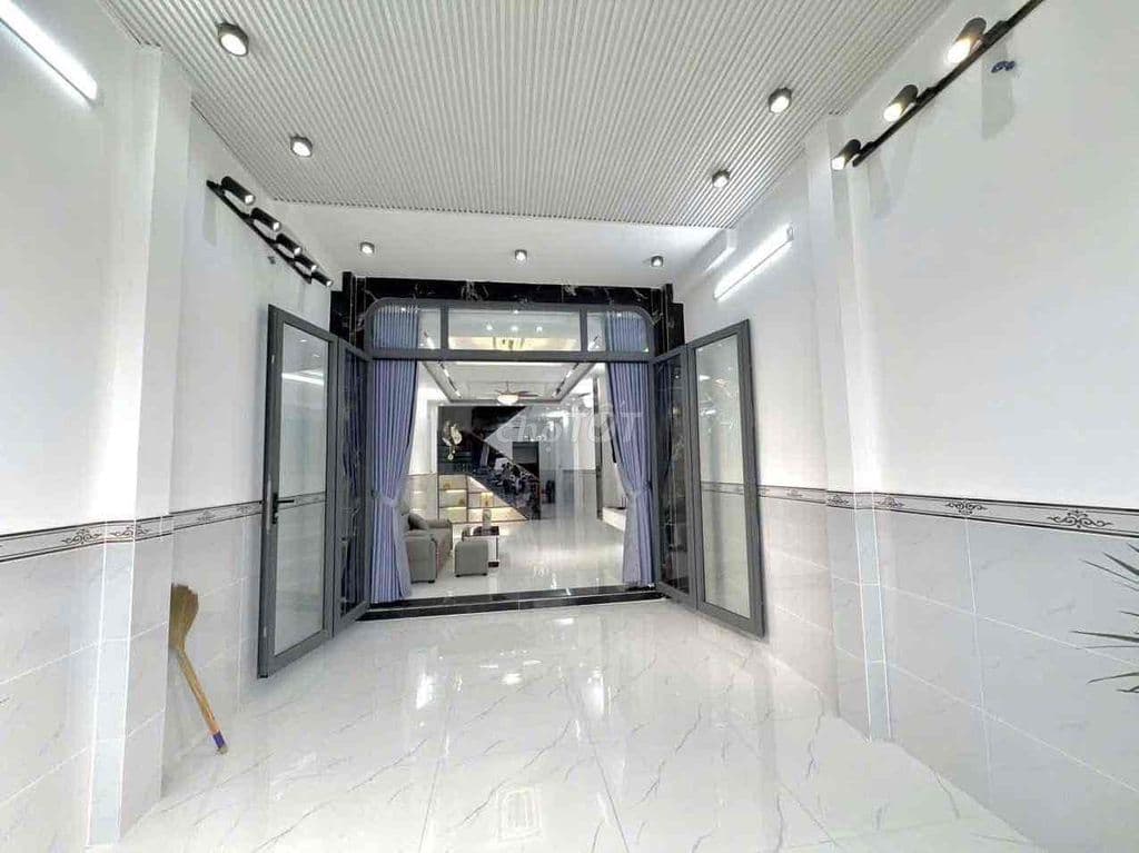 NHÀ MẶT TIỀN KHU VIP NGUYỄN OANH 4M X 20M - Ảnh 3