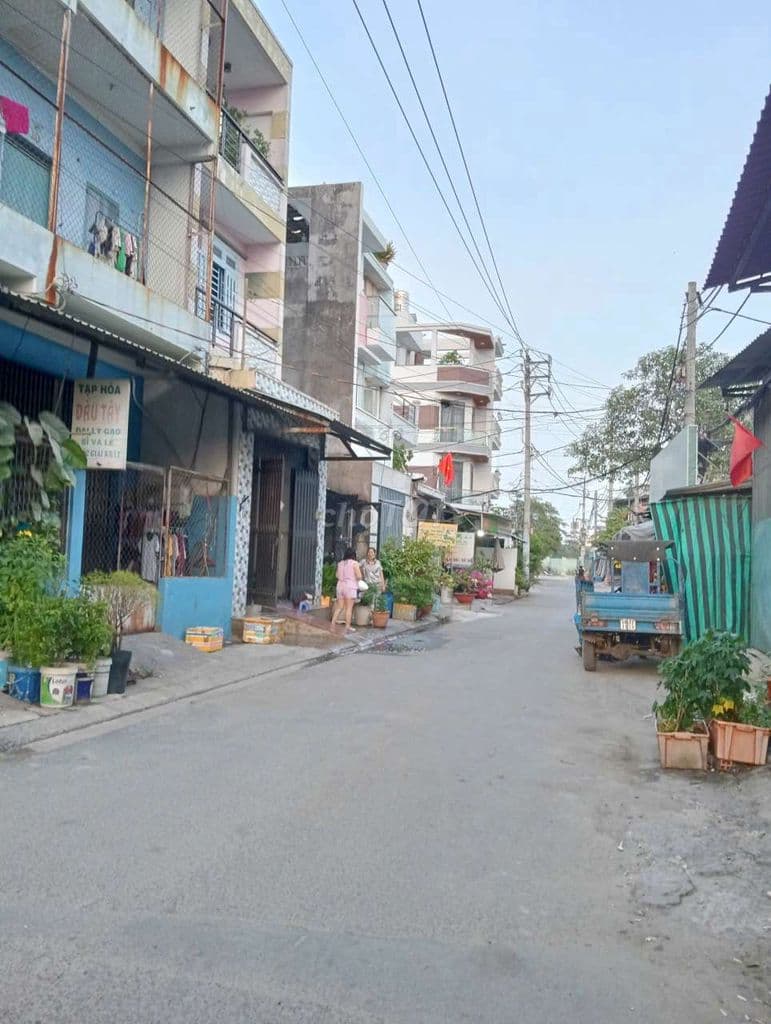 CG. BÁN NHÀ 3 TẦNG, DT. 4 X 15, GIÁ 5 TỶ, Đ KÊNH THAM LƯƠNG, BÌNH TÂN