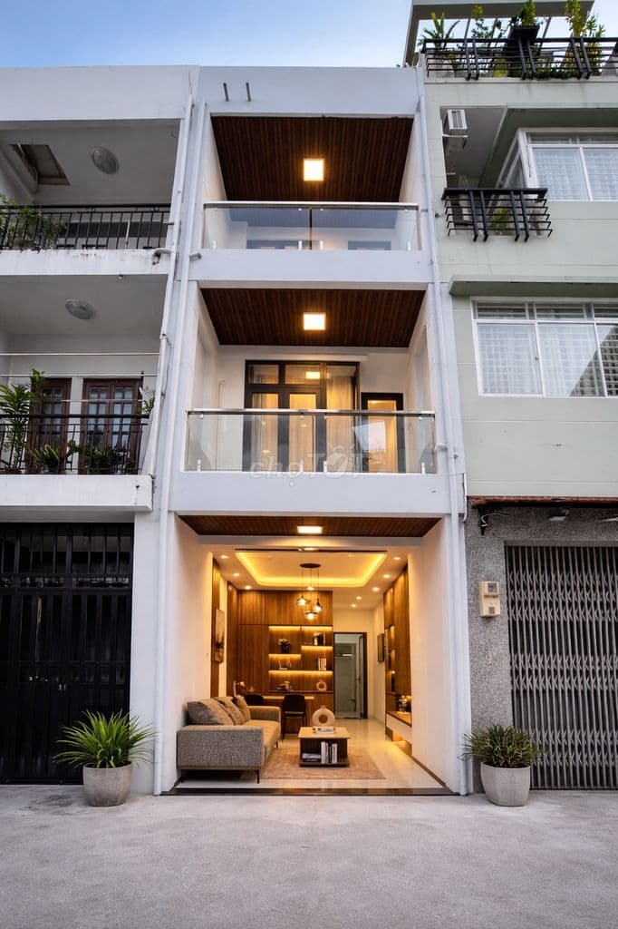 💥TRƯỜNG CHINH P13 TÂN BÌNH - 3 TẦNG - 5 PHÒNG NGỦ - 6,7 TỶ💥