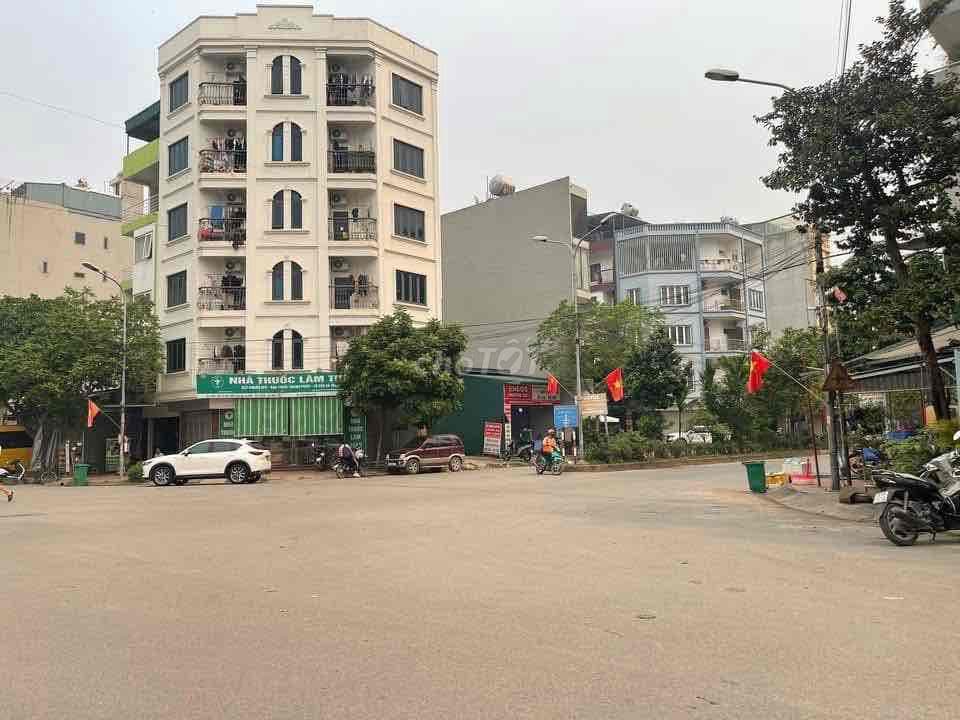 LA KHÊ-HÀ ĐÔNG-Hơn 13 tỷ-Phân lô via hè-Diện tích 50m2-Mặt tiền 5m.
