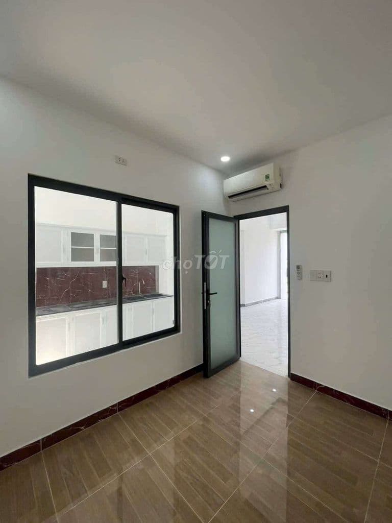 Bán nhà mới xây - giáp cầu lớn, sh riêng