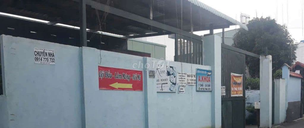 660 m2 ( Có 250 Thổ Cư) 👉 Gồm : 1 Cái Nhà + 1 Cái Xưởng + 1 Lô Đất