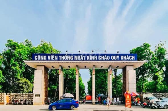 bán nhà đẹp gần công viên thống nhất