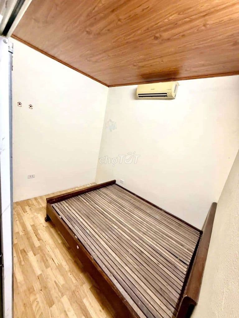 Mảnh đất còn sót lại ,74m , Mt 5m , sát trường chợ , 30m ra mặt phố - Ảnh 2