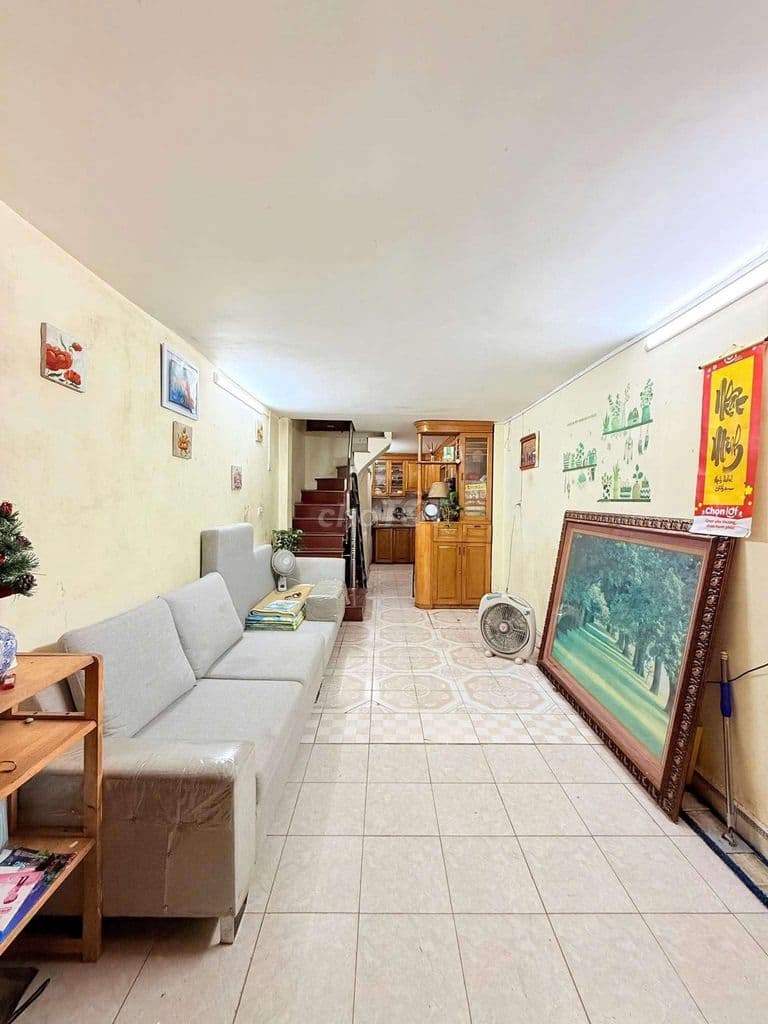 > 7 tỷ Phân lô, Ô tô đỗ cửa phố Lê Thanh Nghị, 35m*5T*3N, Dân xây, KQH