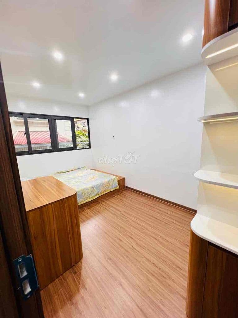 Bán căn hộ 80 m2 sổ đỏ tt phố Lương đình Của tầng 3 lô góc 2 ngủ 2 bc - Ảnh 3