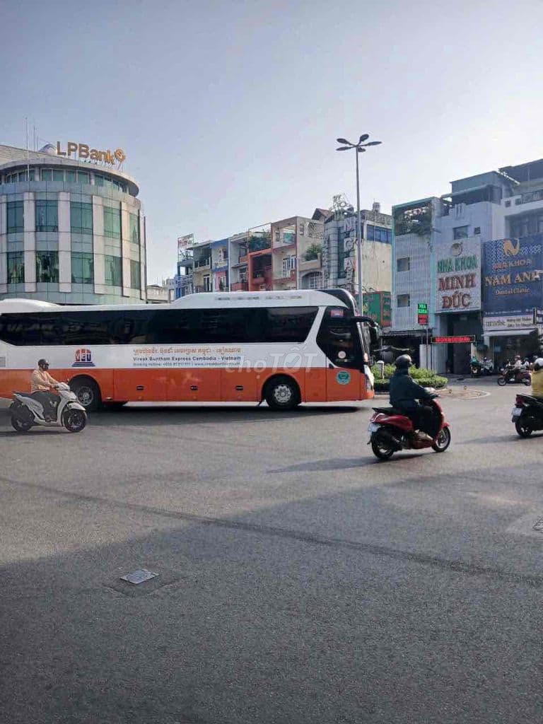 KHU VỰC HIẾM NHÀ BÁN- TÂN BÌNH- HẺM 6M- SÁT MẶT TIỀN - NGAY VÒNG XOAY