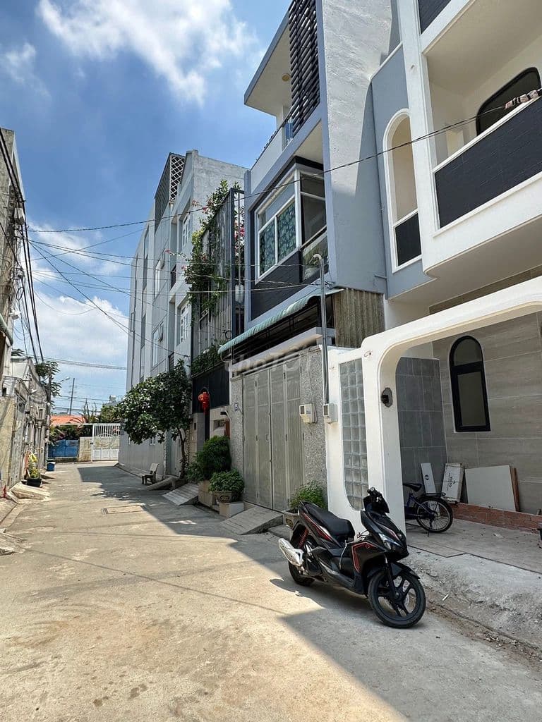 NHÀ 4 TẦNG - ĐƯỜNG NGUYỄN DUY TRINH - LIỀN KỀ Q2 - 5,7 TỶ - Ảnh 3