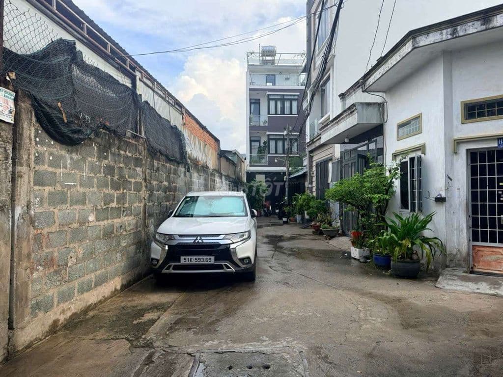Cần Bán gầp nhà PĐHT đường NVQ DT 5 x10 1 trệt 2Lầu 2PN 2WS giá 5 tỷ1 - Ảnh 2