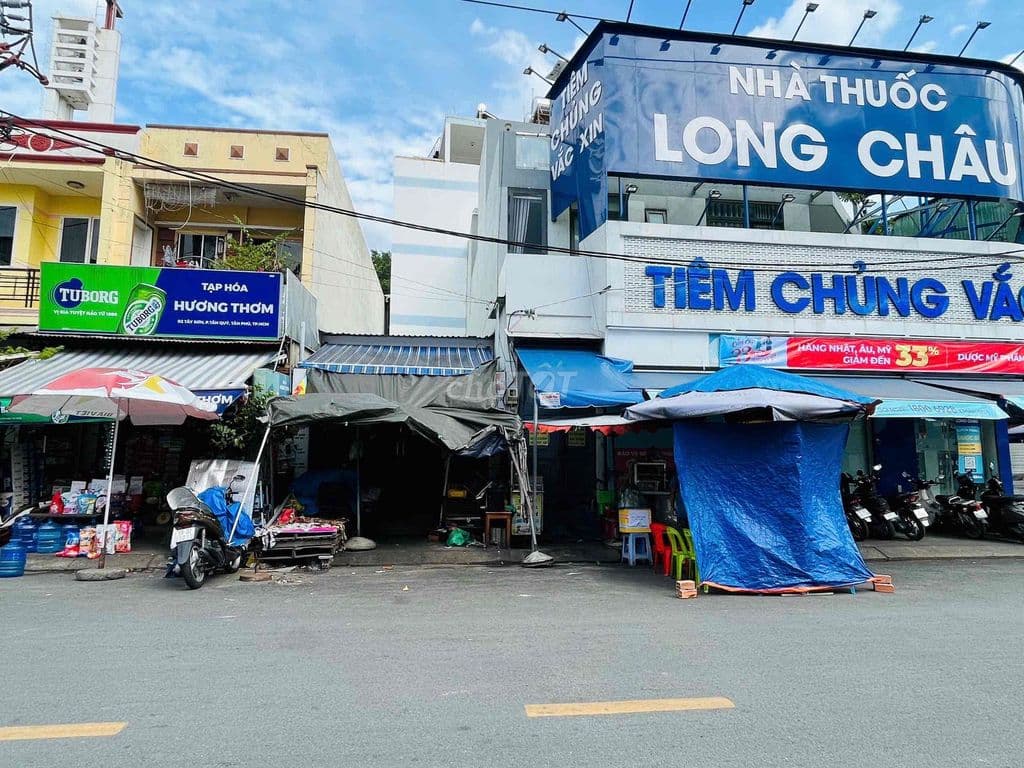 Nhà Mặt tiền kinh doanh đối diện Chợ Tân Hương (4x17m vuông)
