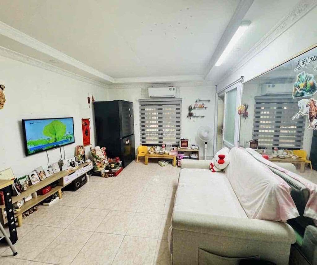 Chính chủ bán Tập thể Tầng 3 Phố Thái Thịnh, Đống Đa