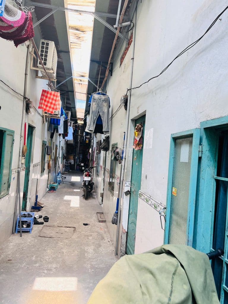 224M2 CÓ HAI DÃY TRỌ 12 PHONG VÀ 2 MẶT BẰNG VỊ TRÍ MẶT TIỀN - Ảnh 2