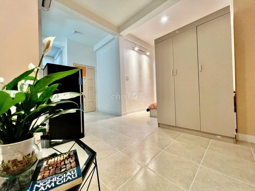 Mua bán nhà quận 4, 5 tầng có hầm để xe rộng 40m, hẻm thông thoáng ! - Ảnh 2