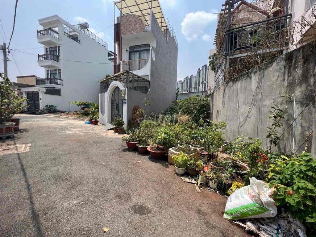 CẦN BÁN LÔ ĐẤT HẼM 30 ĐƯỜNG THẠNH MỸ LỢI