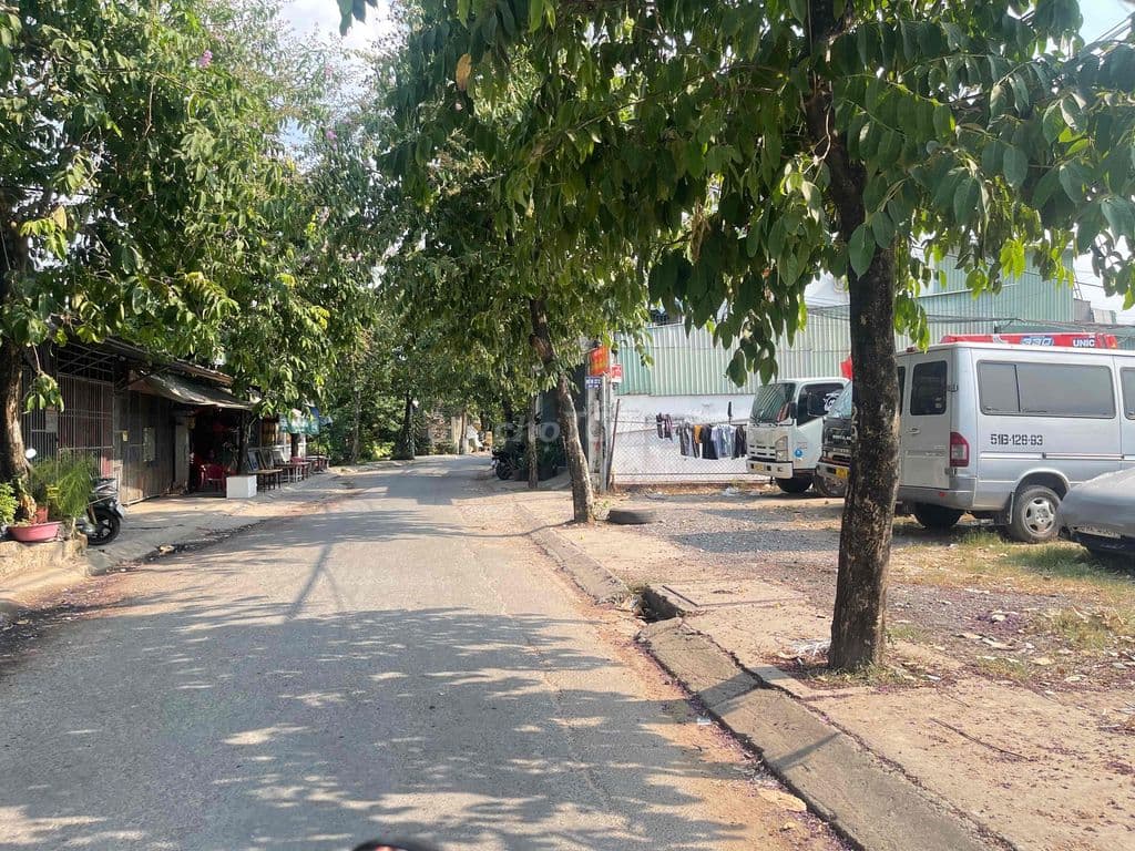 mặt tiền 18m vuông vức Đông Thạnh 5(Nguyễn Thị Mười) 50m ra HL80