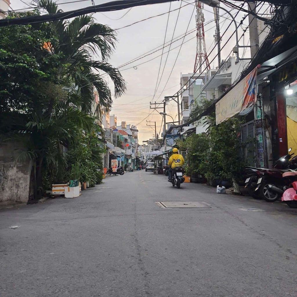 ĐÁO HẠN NGÂN HÀNG BÁN GẤP NHÀ MỚI 1 LẦU 4x10 Đ.HƯƠNG LỘ 2, BÌNH TÂN.