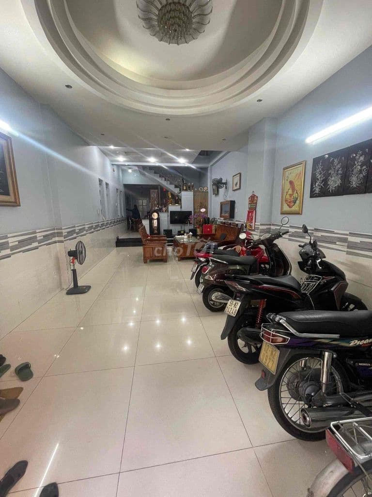 Bán Nhà MT đường số 19. Khu Dân Cư Tên Lửa - Ảnh 3