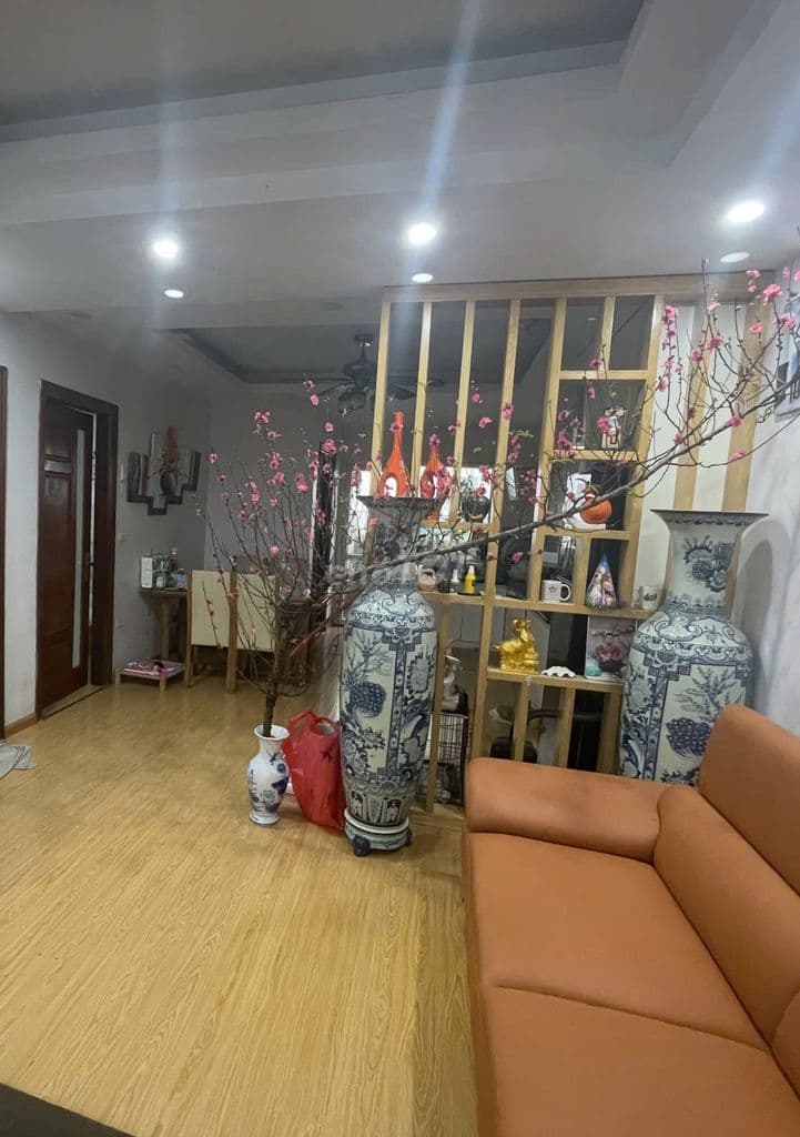 Bán gấp Chung cư 2A vinaconex 7 số 136 Hồ Tùng Mậu (3 ngủ, 96m)