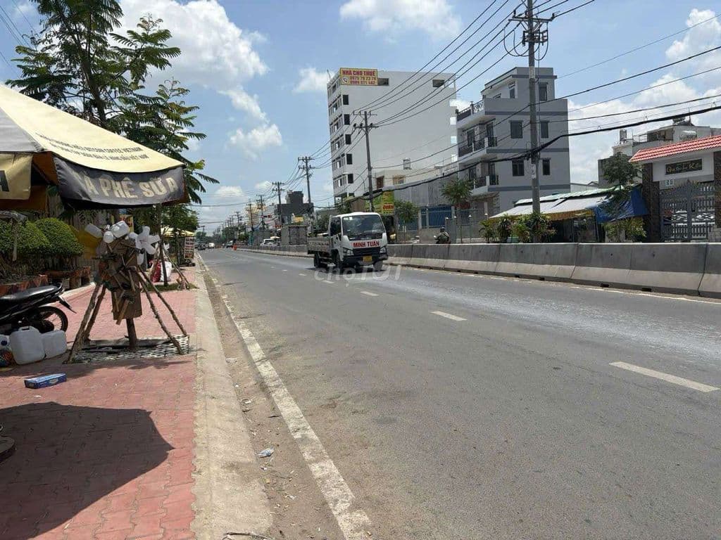 Bán nhà mặt tiền đường ng cữu phú gần trường Đại học Phạm Ngọc Thạch