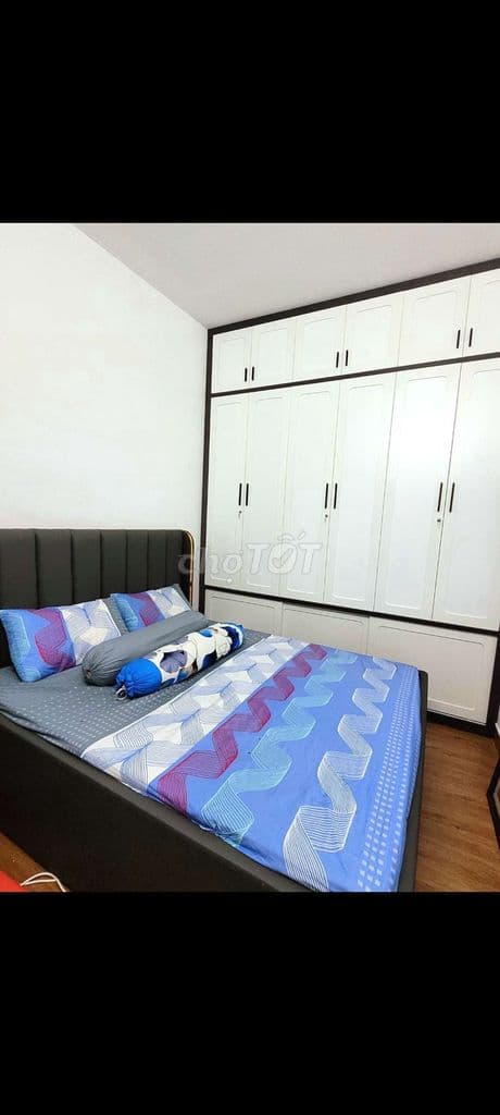 Nhà Q1 3.3x17m sát mặt tiền, trệt 2 lầu ST chính chủ - Ảnh 2