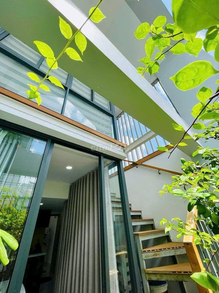 BÁN NHANH NHÀ ĐẸP 5 TẦNG HẺM XE HƠI 6M NGUYỄN THIỆN THUẬT – QUẬN 3