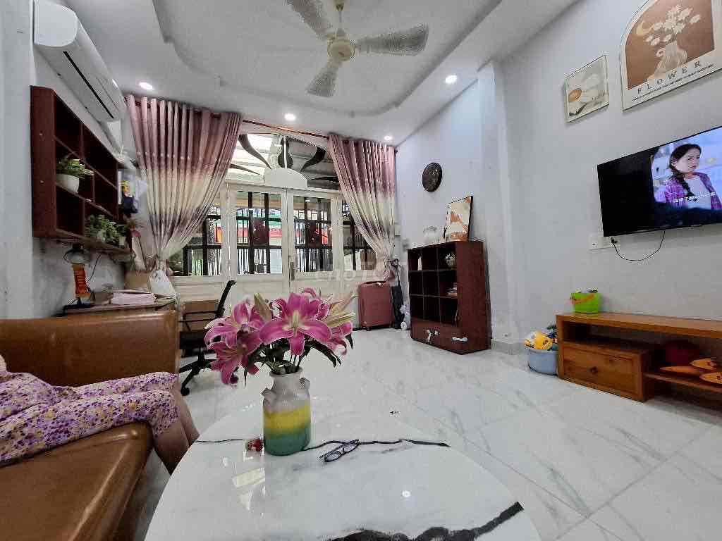 Nhà Ngộp - Giá Tốt - 68m2 hẻm xe hơi - ngay Cao Đẳng Công Thương - Q9 - Ảnh 2