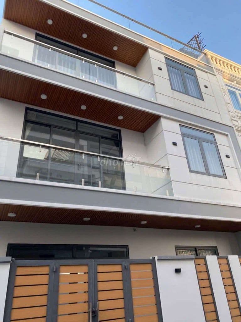 Bán nhà gần Huỳnh Tấn Phát, Phú Thuận Quận 7, 55m², sổ hồng riêng