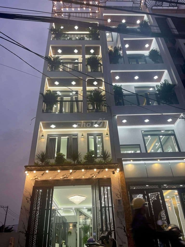 Bán nhà có Thang máy DT 4x16m Lửng 3 Lầu Giá 7..949 Tỷ TL Mạnh dgTô Ký